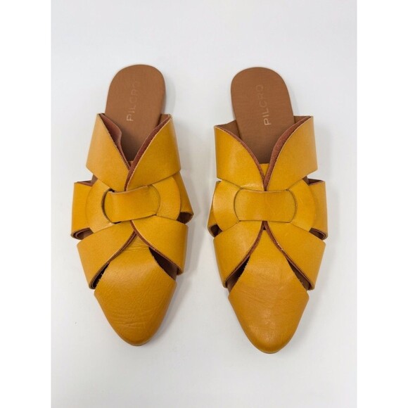 Pilcro Sandals Yellow Twisted Leather Slides Flat Pointed Toe Slip On 38 US 7.5 - Picture 1 of 7